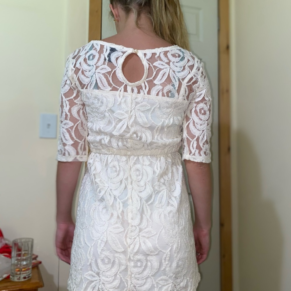 Dress - Picture 5 of 5